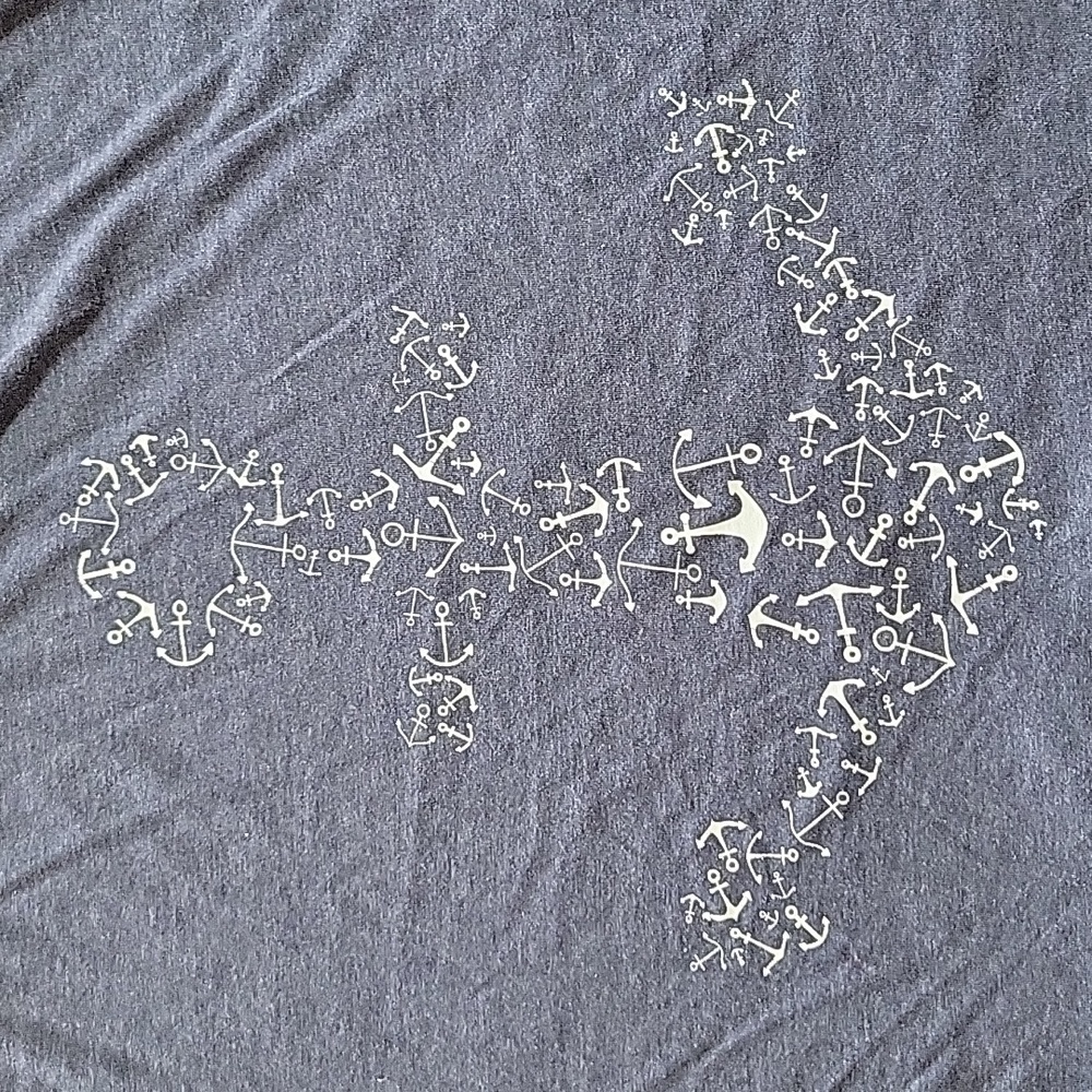 Threadless Navy Blue Anchors in a Anchor Crewneck Short Sleeve Shirt Men's Large